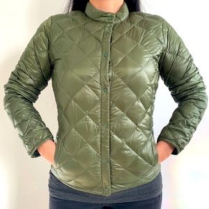 Uniqlo Ultra Light Puffer - Olive Green
